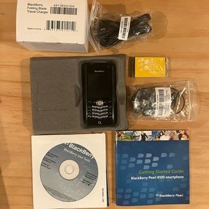 Blackberry 8110 Pearl (O2) QWERTY Smartphone 2G EDGE - Black 64MB